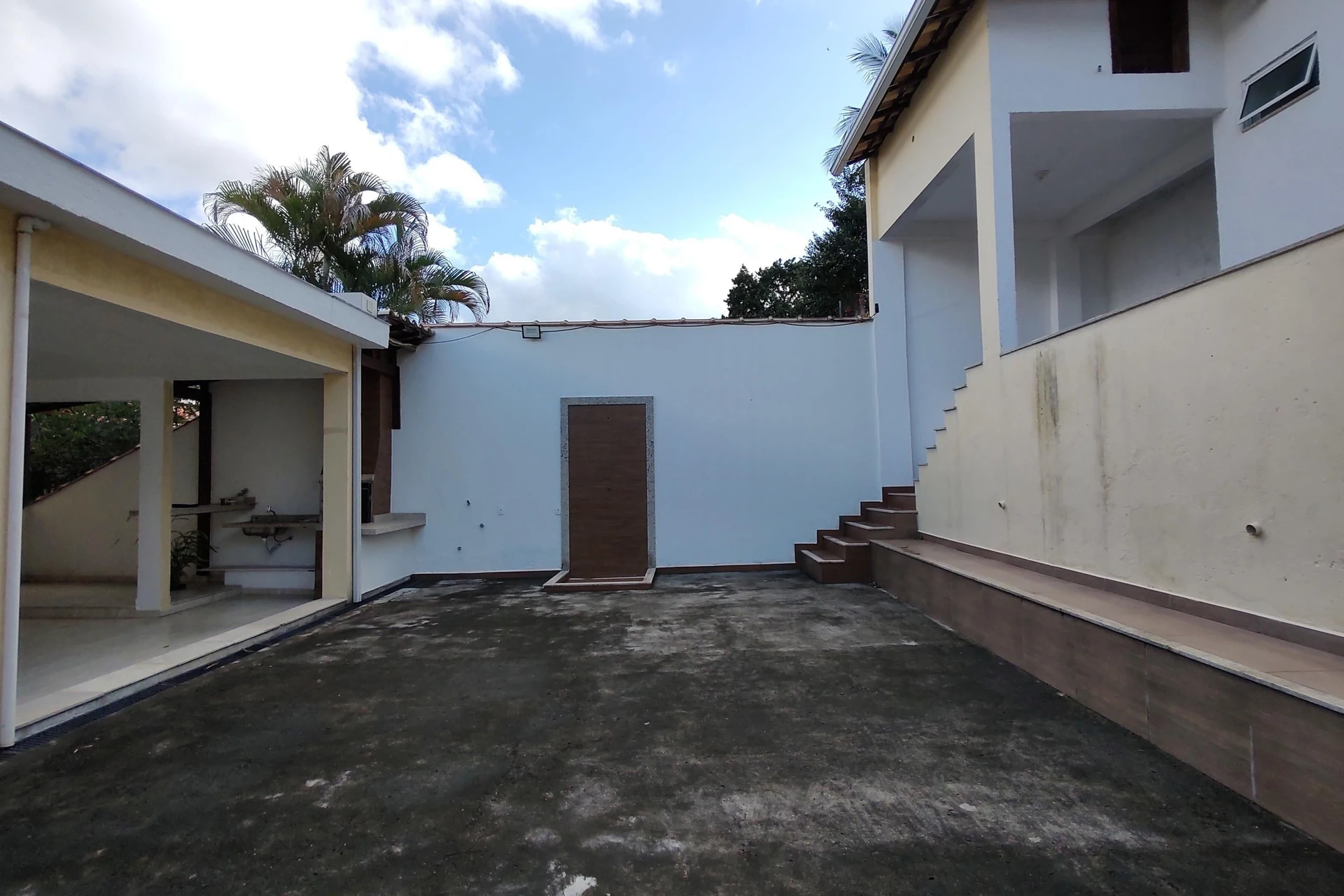 Vista a la montaña y 5 dormitorios: casa de 900 m² — photo 44