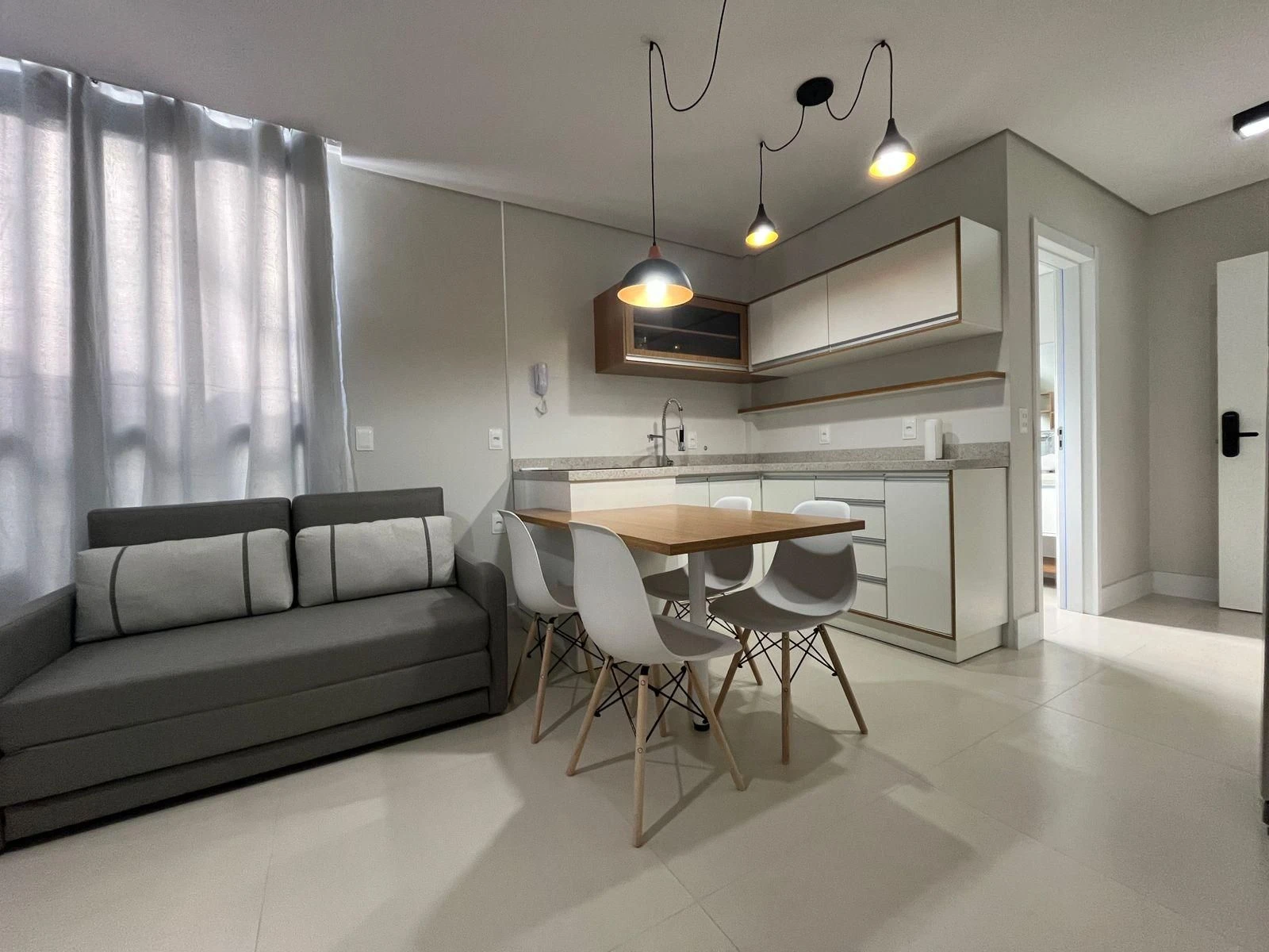 Furnished 1-bedroom apartment with 1 bathroom and 1 parking