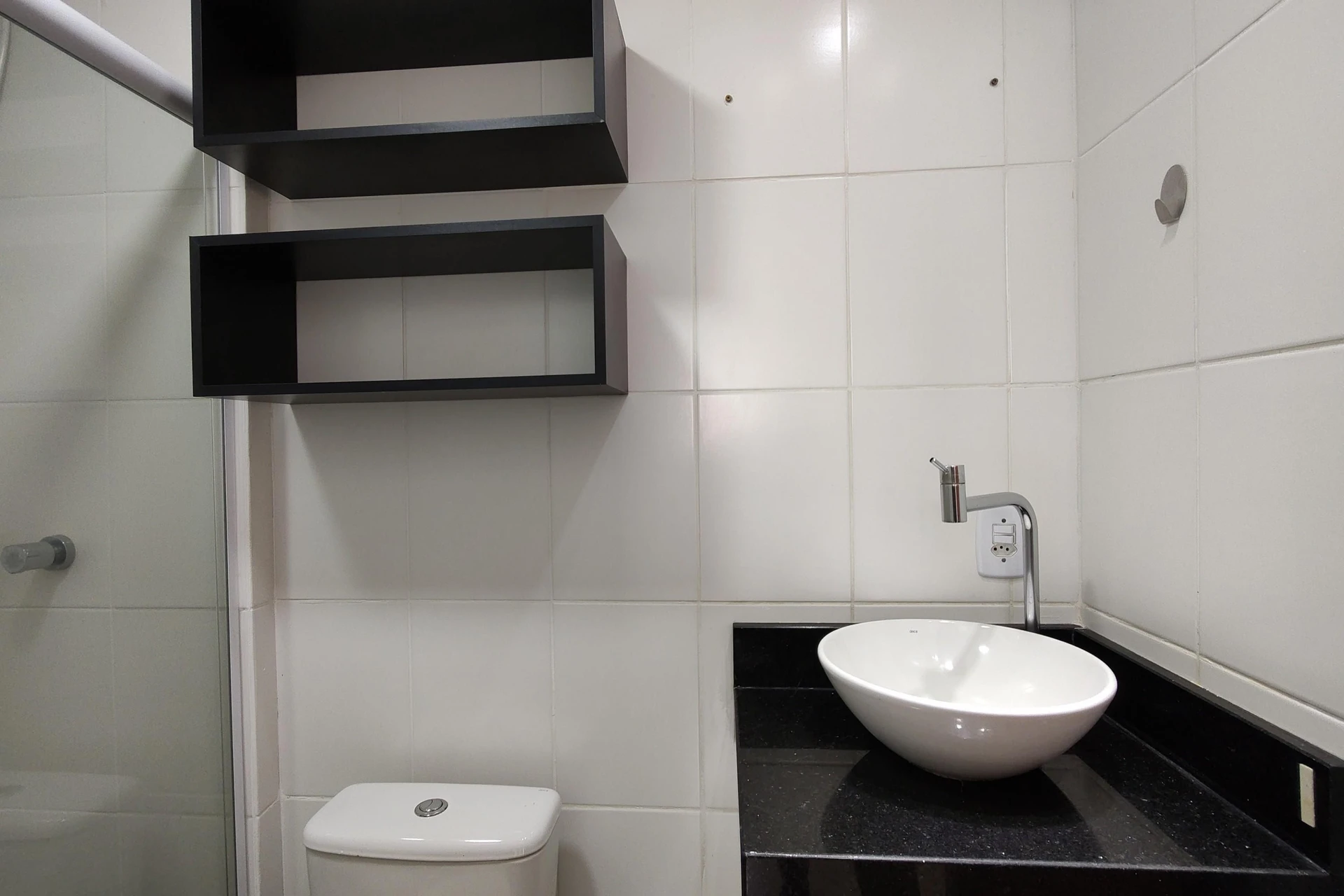 2-bedroom apartment in a building with a gym — photo 66