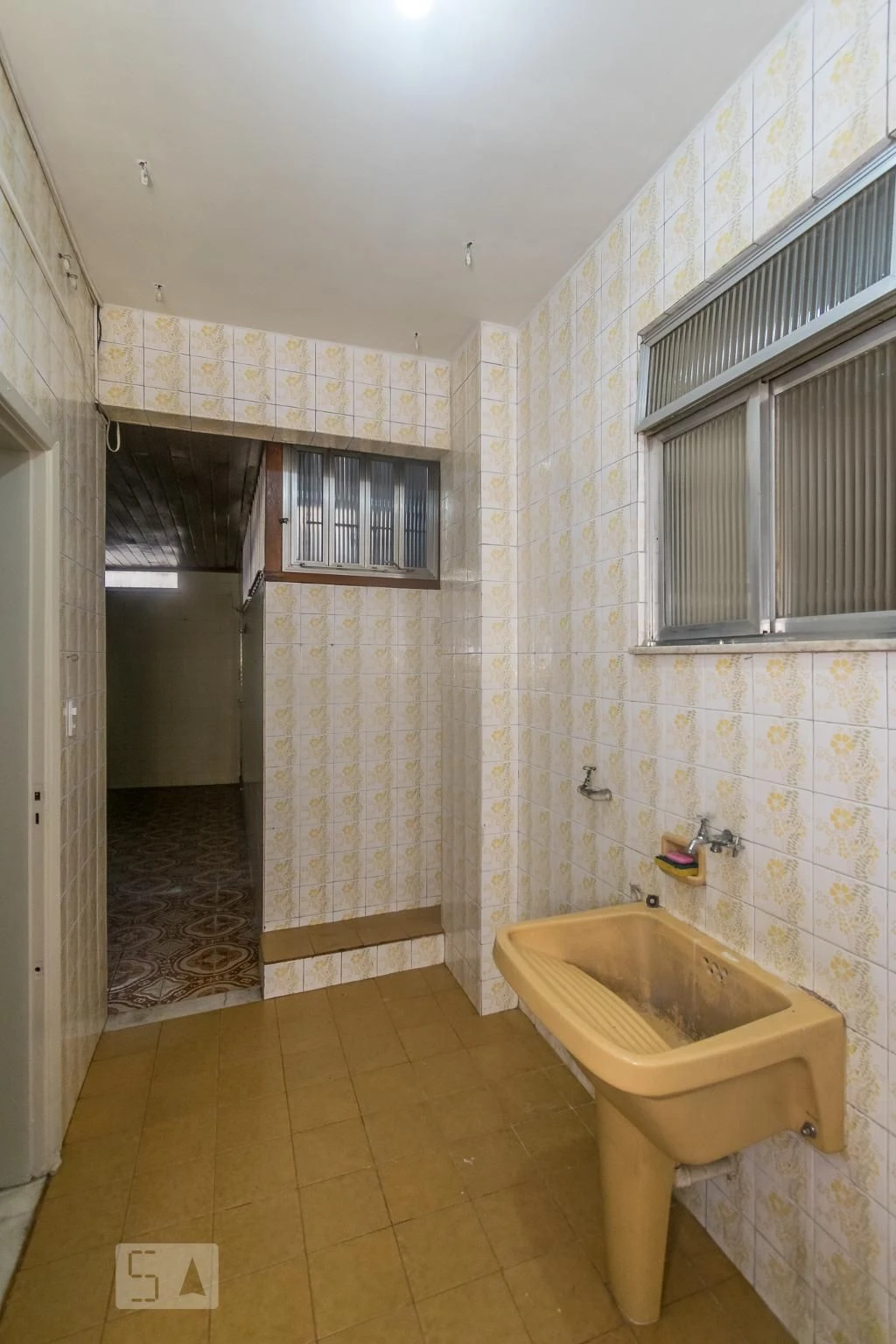 Орендна квартира з 4 спальнями та без паркування — photo 36