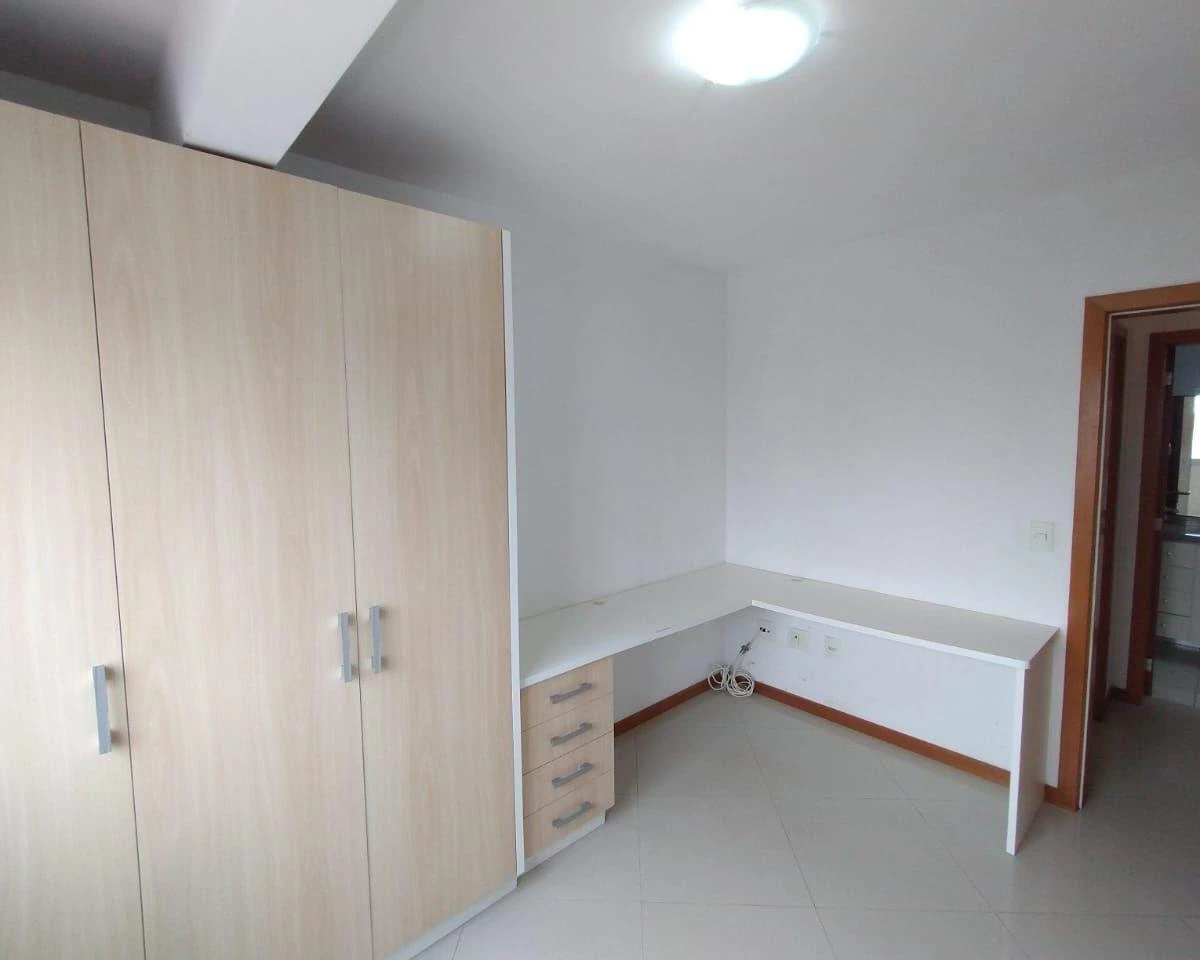 2-bedroom apartment with a home office in Florianópolis — photo 9