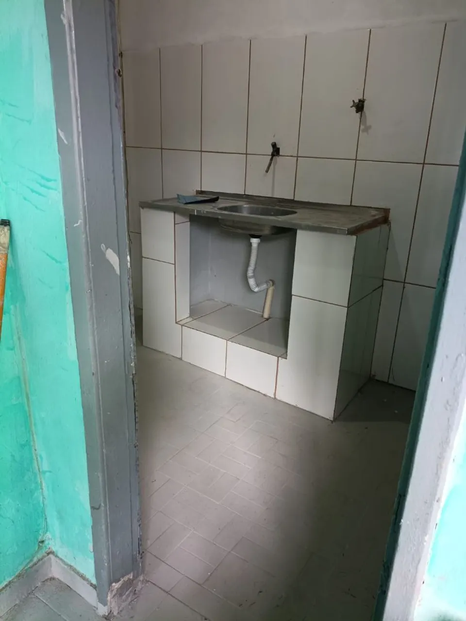 House without parking, 2 bedrooms and laundry area — photo 3