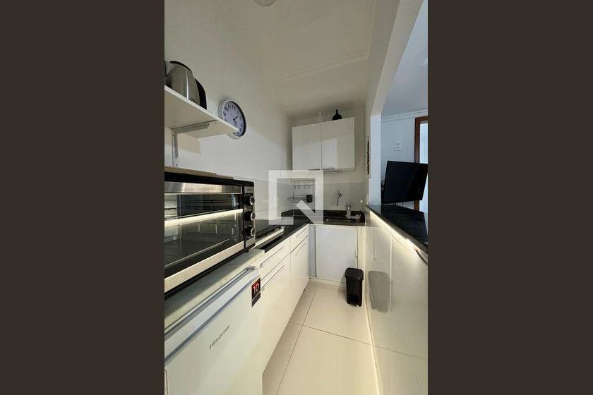 Furnished apartment, 33 m², with a washing machine — photo 13