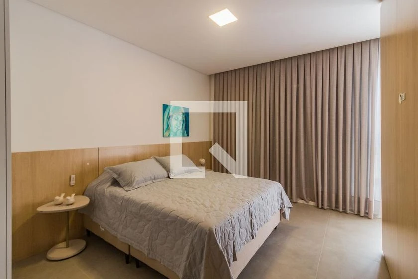 Furnished studio with 1 bedroom and open-plan kitchen — photo 12