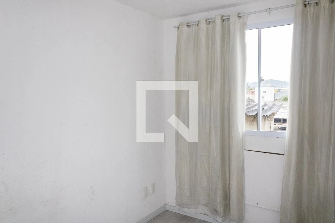 2-bedroom apartment in a building with a gym — photo 24