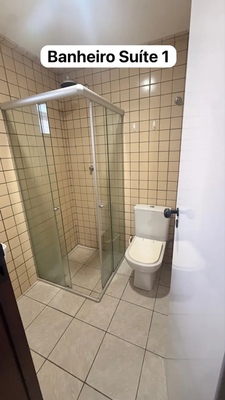 3-bedroom apartment in a building with a pool — photo 5
