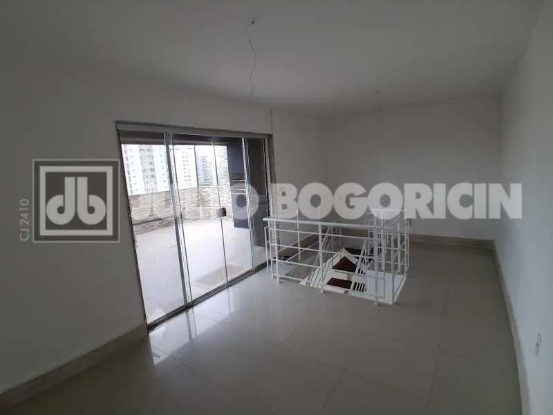 3-bedroom apartment with private balcony and BBQ — photo 37