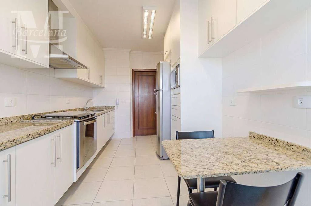 249 m² apartment with 3 bedrooms and 3 parking — photo 2