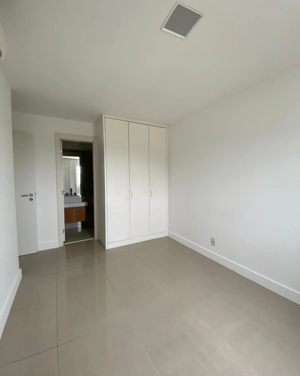 95 m² apartment with 3 bedrooms and 2 parking spaces — photo 4