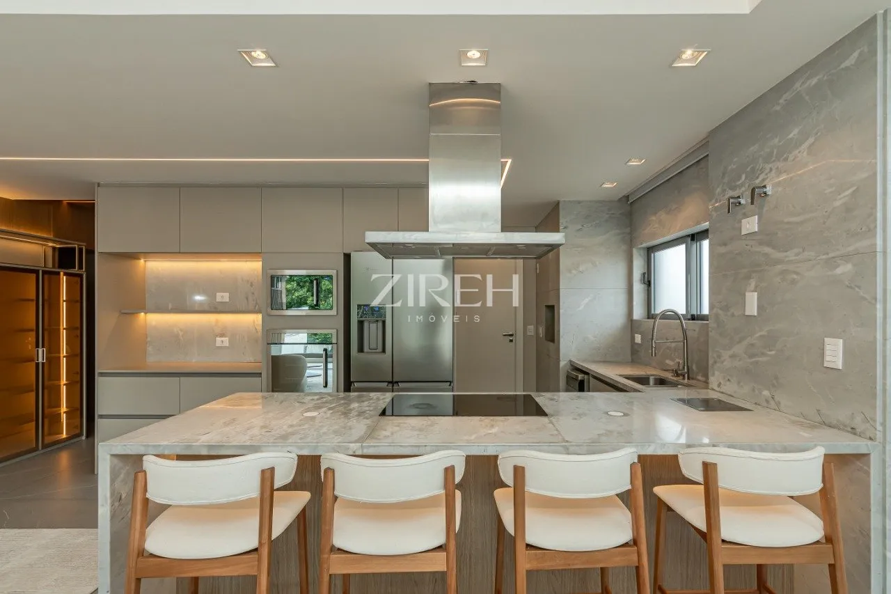 186 m² apartment with 3 en-suite bedrooms and 3 parking — photo 10