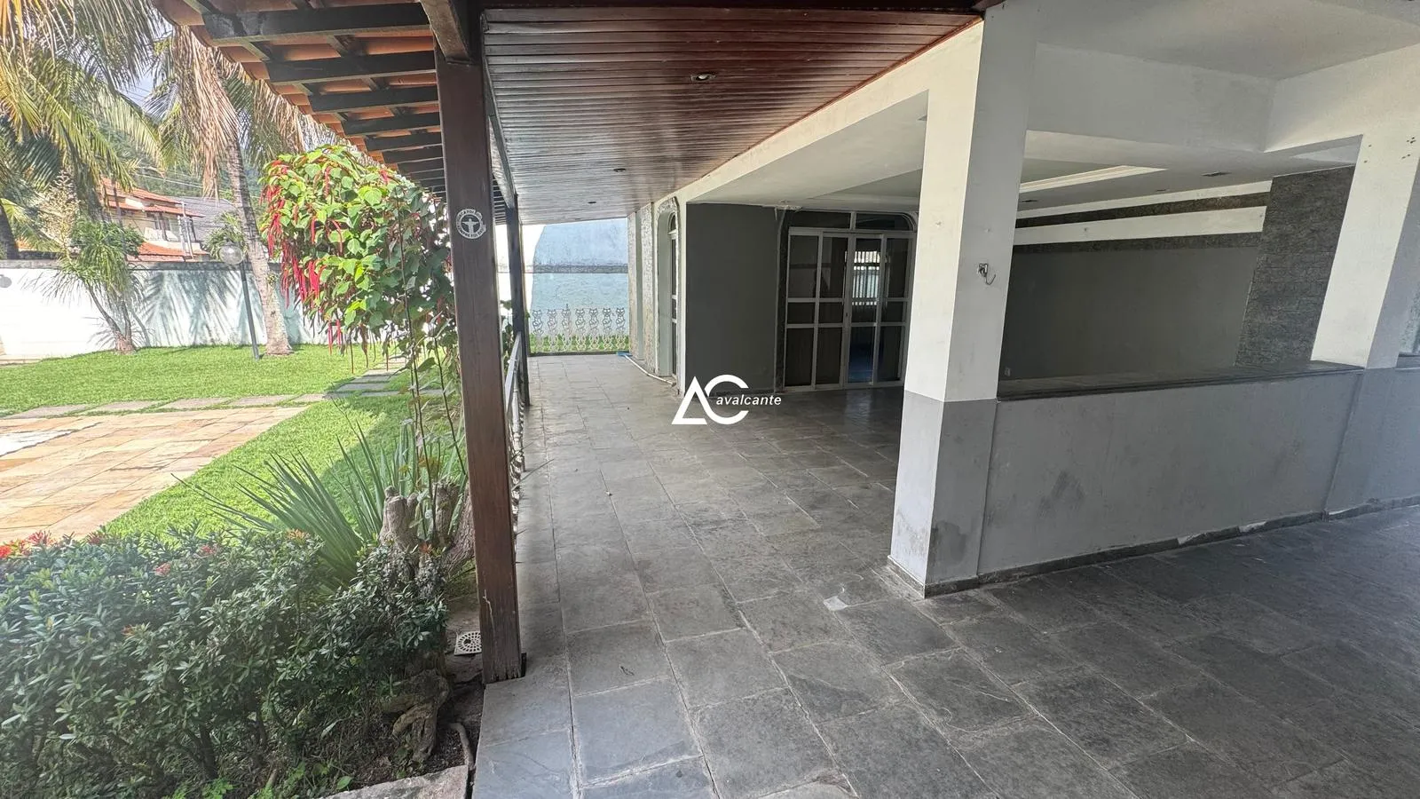 Furnished duplex house with 4 bedrooms and 600 m² — photo 8