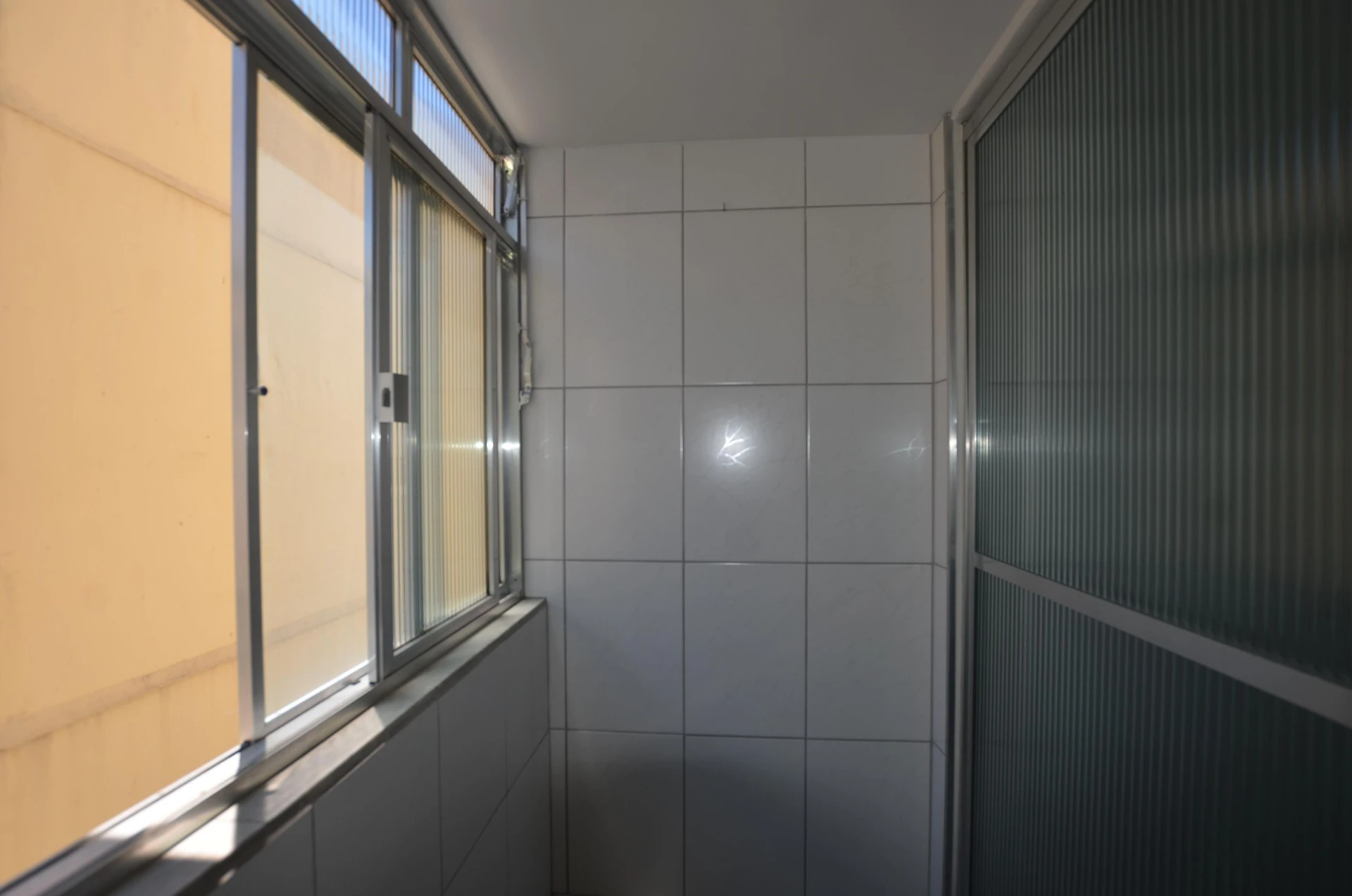 Apartamento sem mobília com cozinha separada e 2 quartos — photo 16