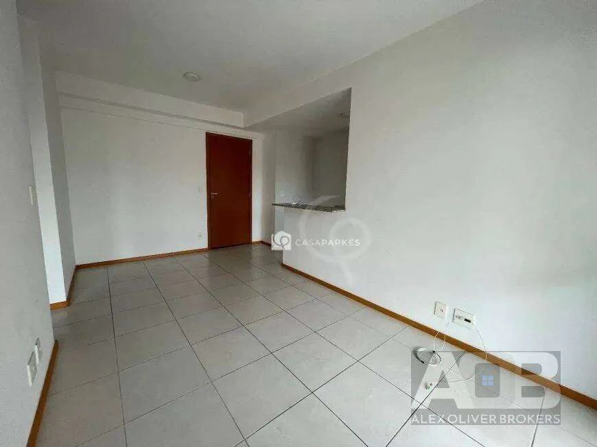 1-bedroom apartment with open-plan gas kitchen — photo 11