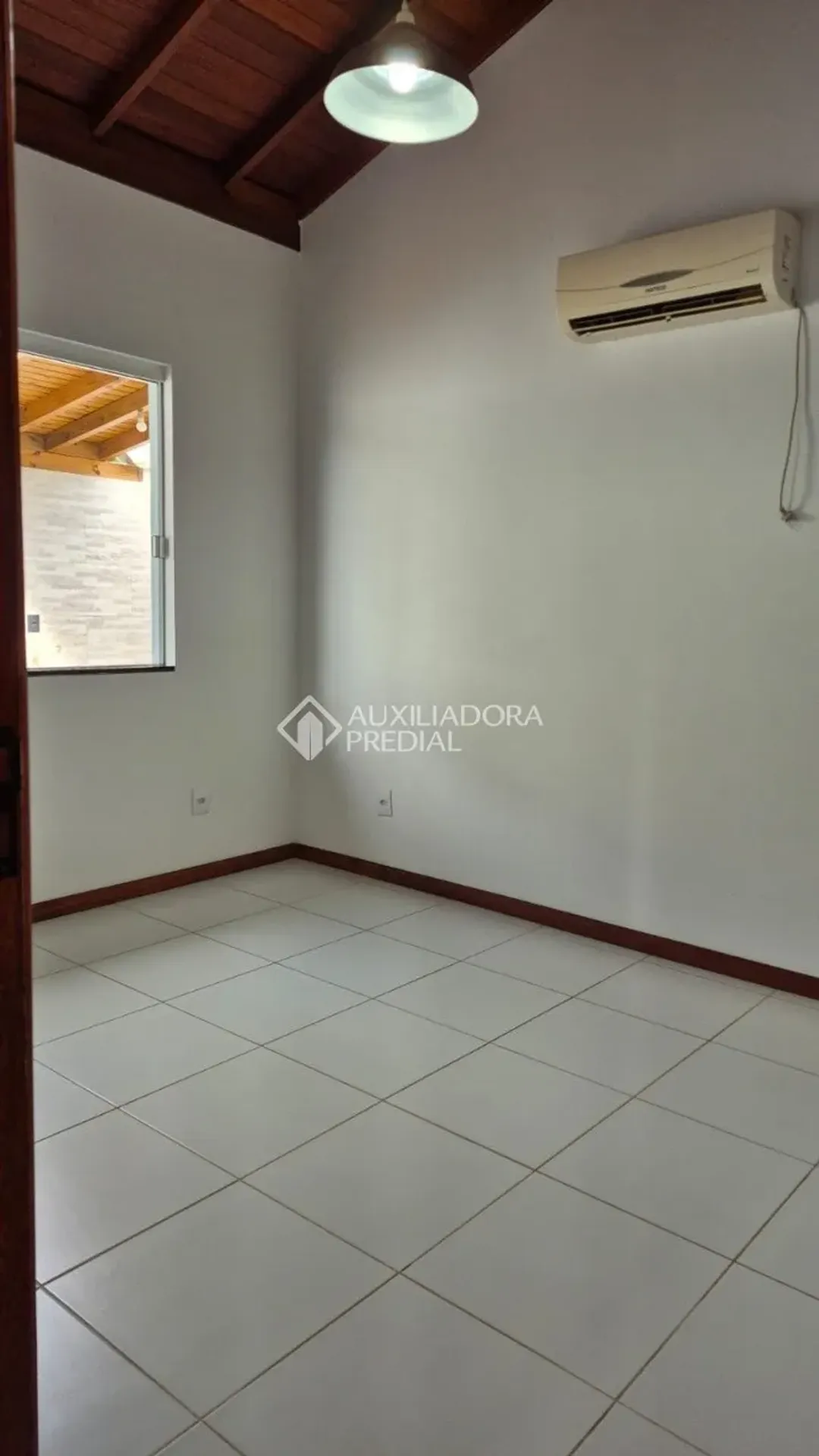 House with 2 bedrooms and private garden — photo 26