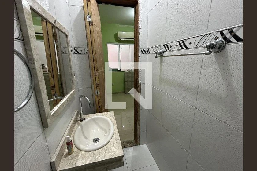 Casa para alugar com varanda e 2 suítes, 120 m² — photo 38