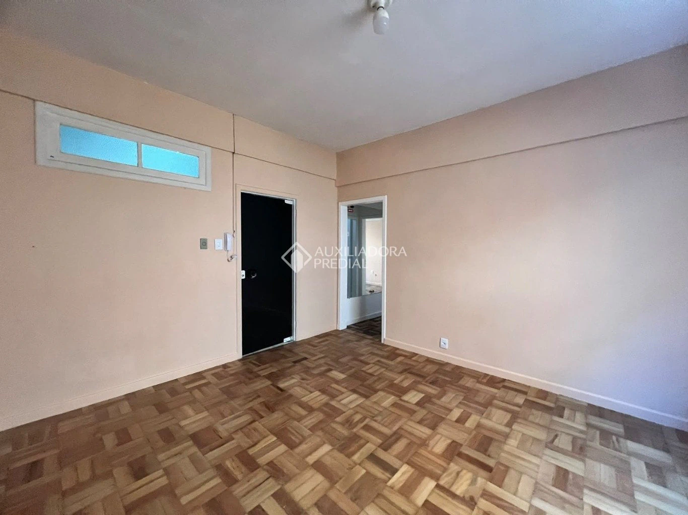 Квартира з 1 спальнею та власною ванною 42 м² — photo 23