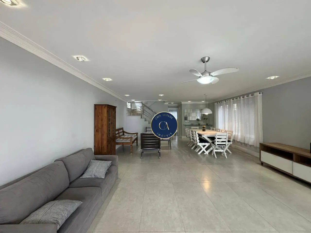 House with 6 bedrooms and 7 bathrooms, 484 m² — photo 5
