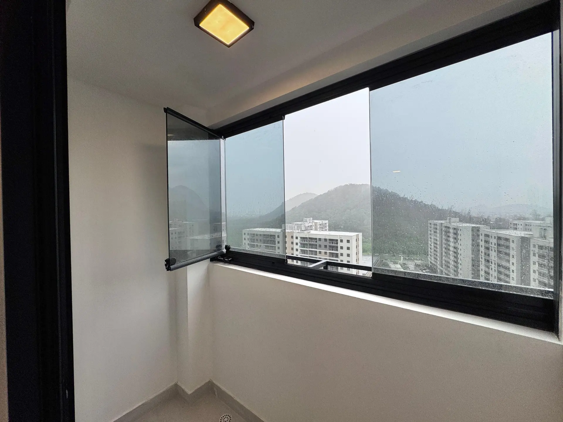 Apartamento amueblado de 3 dormitorios con balcón — photo 7