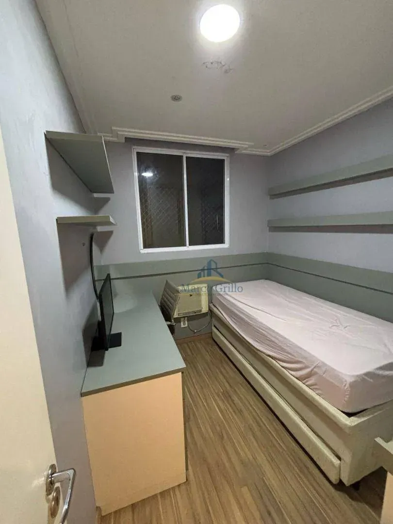 Apartamento com 2 quartos, 1 banheiro e 45 m² — photo 63