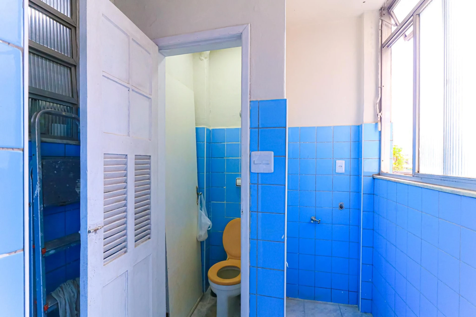 Apartamento de 2 dormitorios con cocina independiente — photo 31