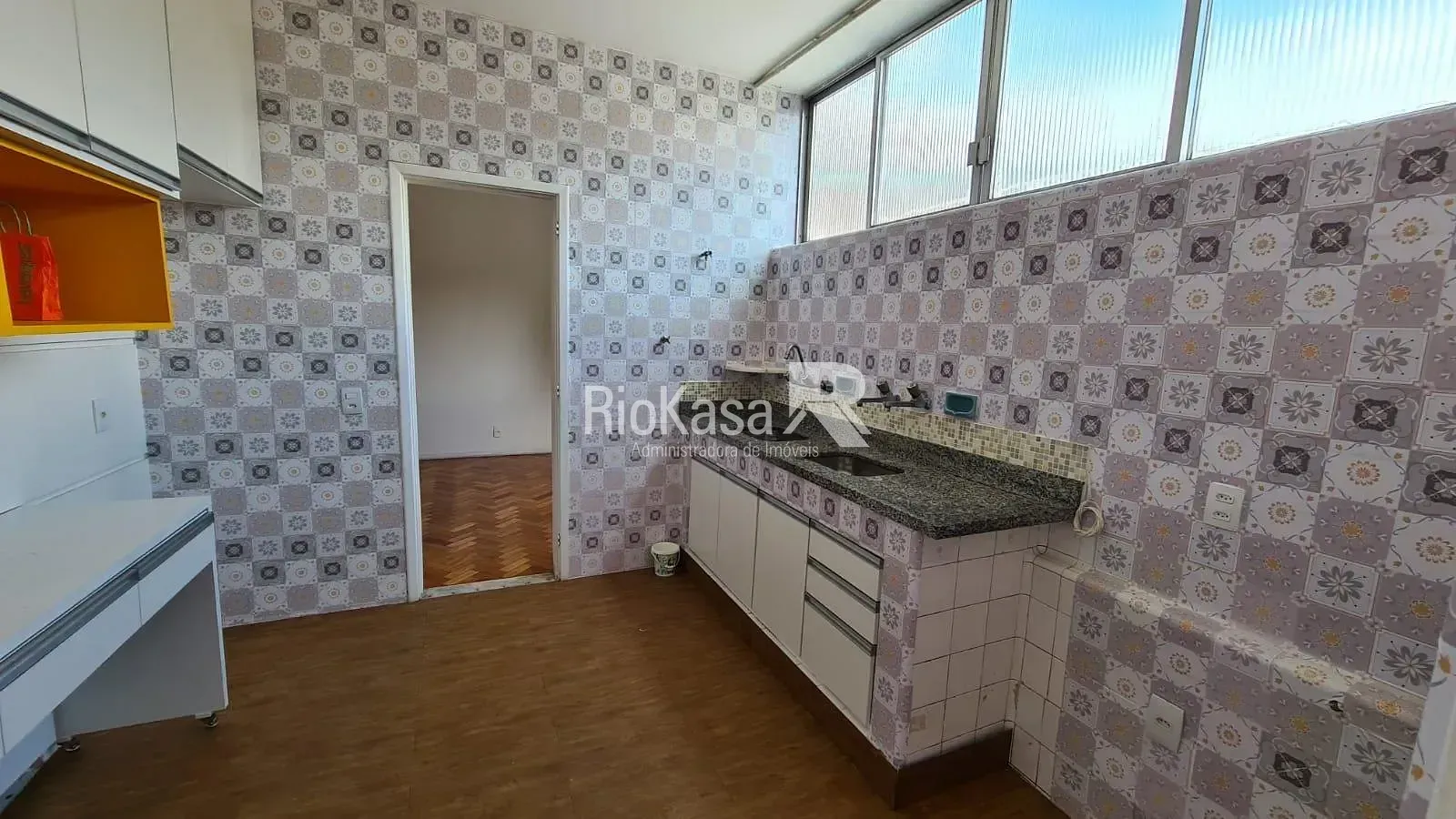 Mountain view in a 2-bedroom apartment, 102 m² — photo 11