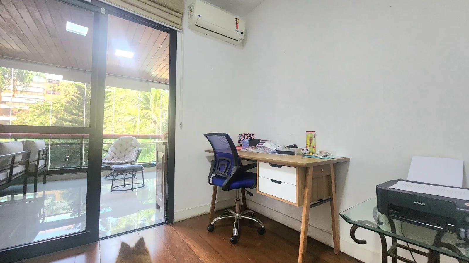 Apartment on the 1st floor with floor-to-ceiling windows — photo 21