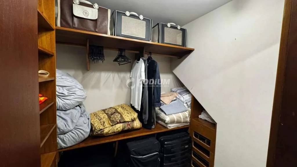 Мебльований будинок на 5 люксів і 13 ванних — photo 28