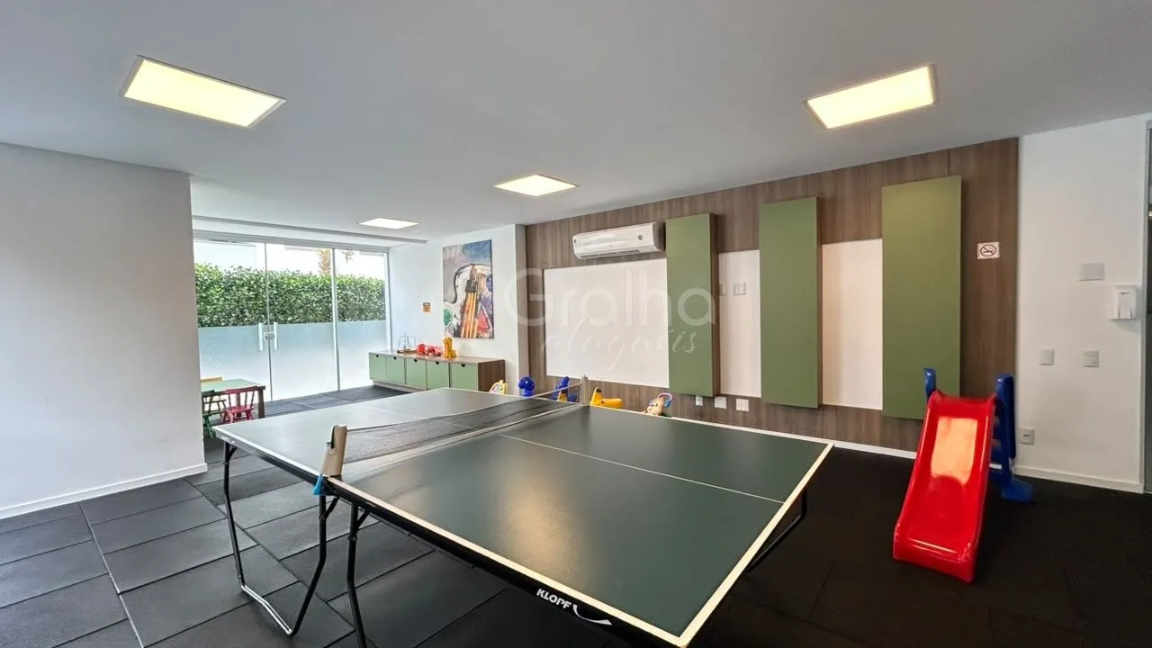 Furnished apartment, 119 m², with floor-to-ceiling windows — photo 44