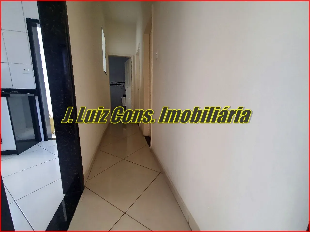 Квартира 70 м² з 2 кімнатами та кухнею з газовою плитою — photo 4
