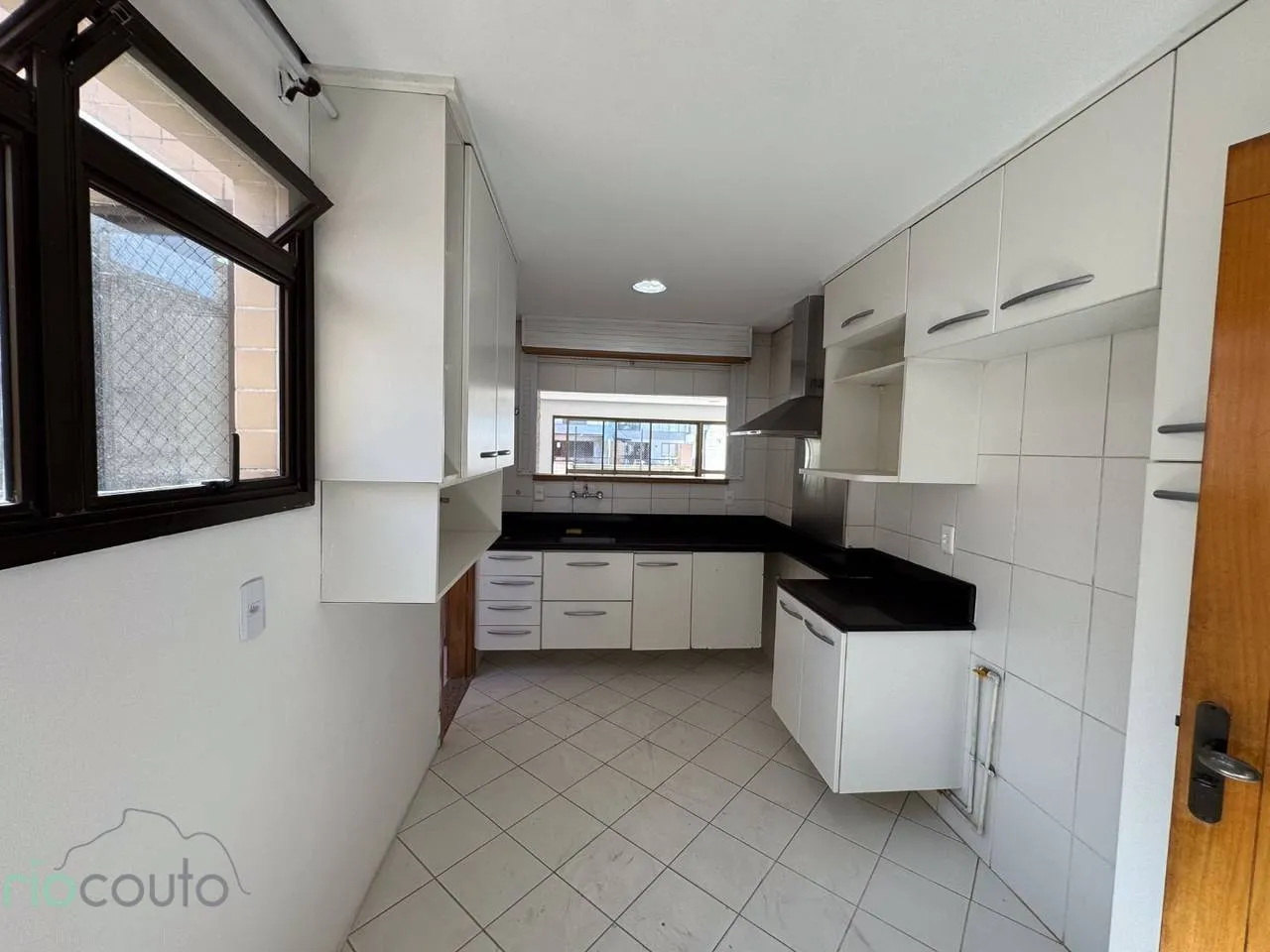 Duplex penthouse with 3 bedrooms and 291 m² terrace — photo 54