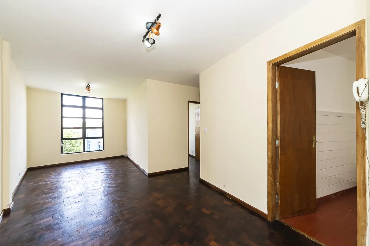 65 m² apartment with 2 bedrooms and separate kitchen