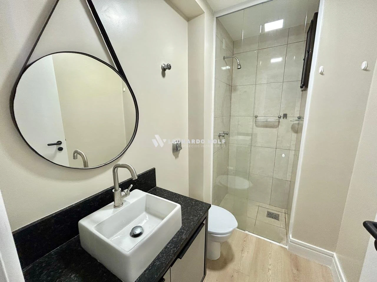 2-bedroom apartment with a washing machine in Florianópolis — photo 8