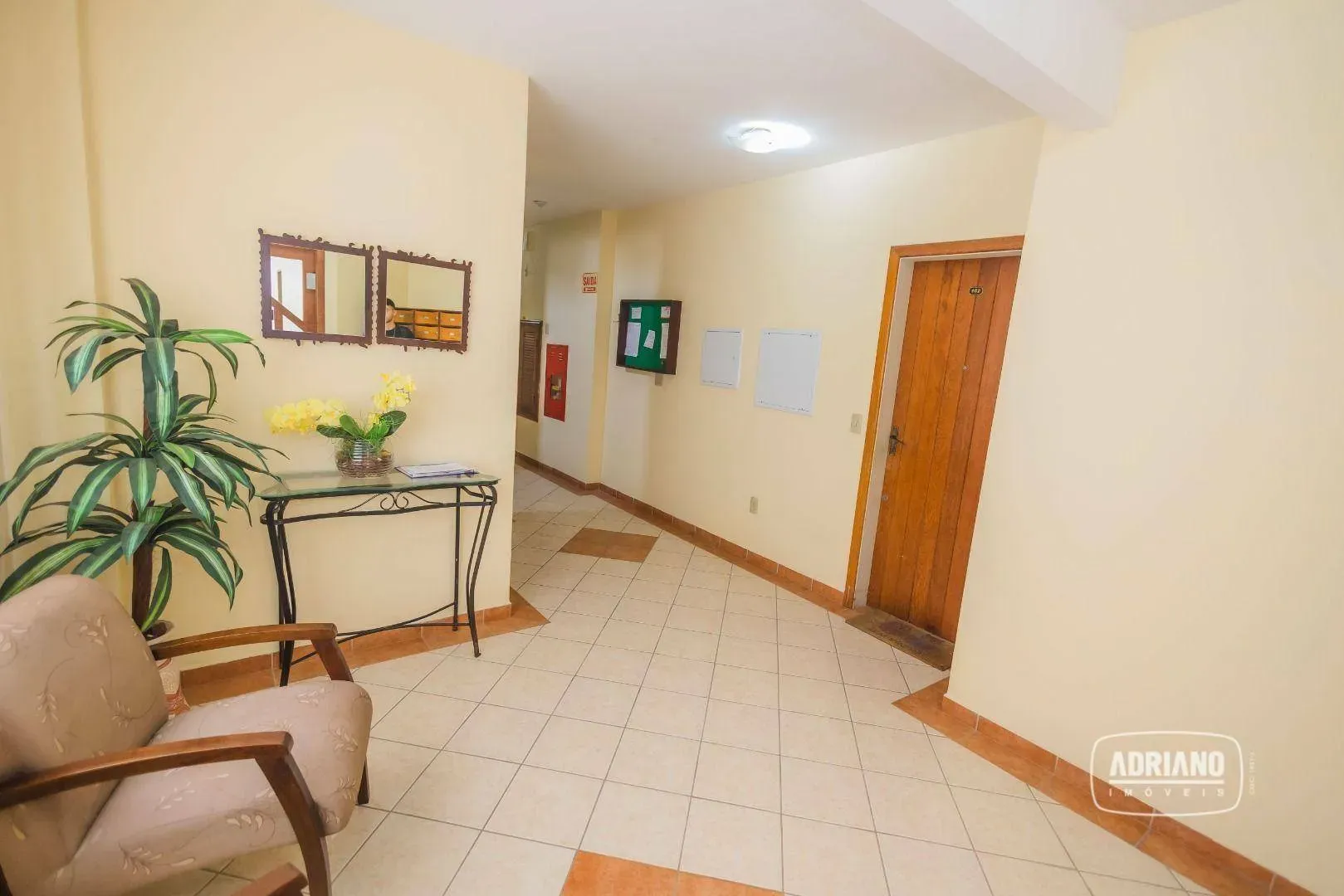 Furnished 4-bedroom apartment with open-plan kitchen — photo 39