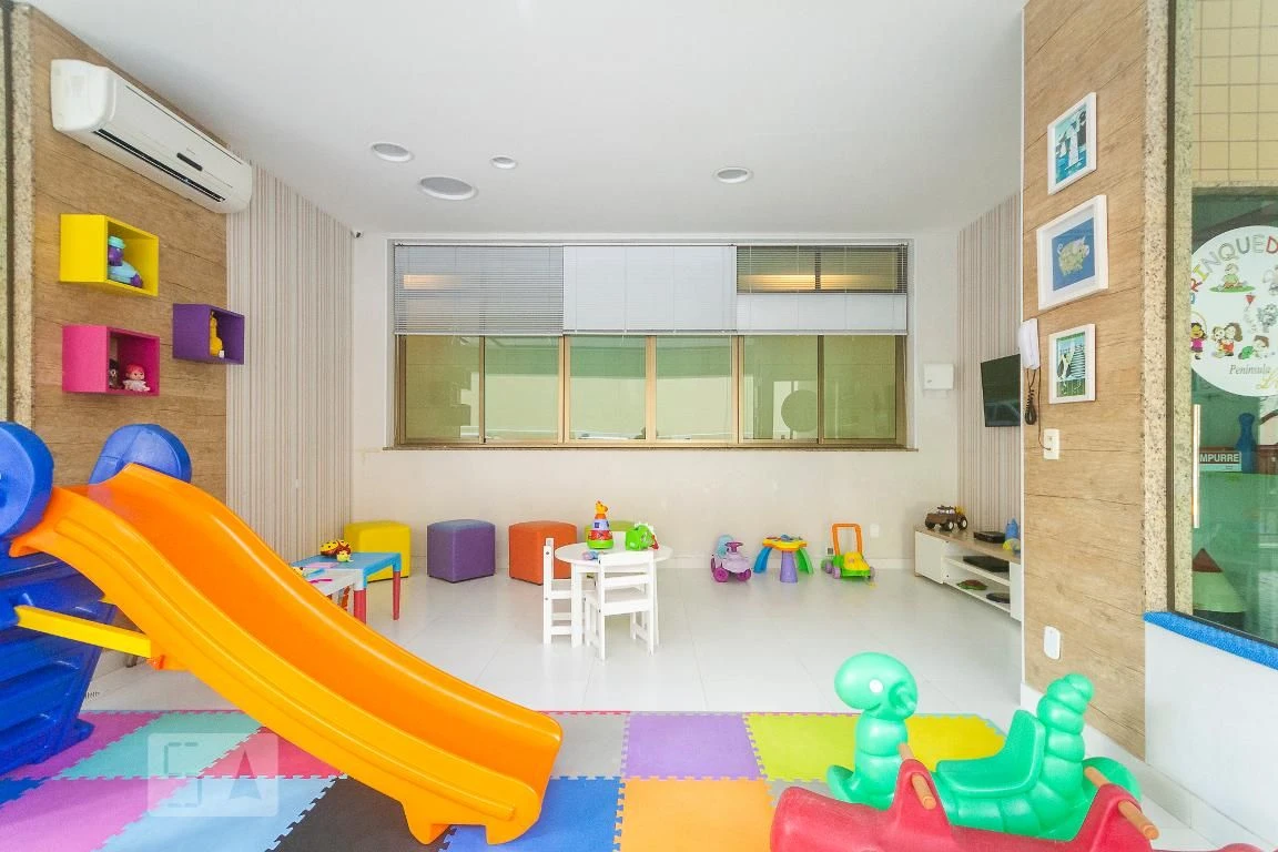 3-bedroom apartment with 2 parking spots and en-suites — photo 23