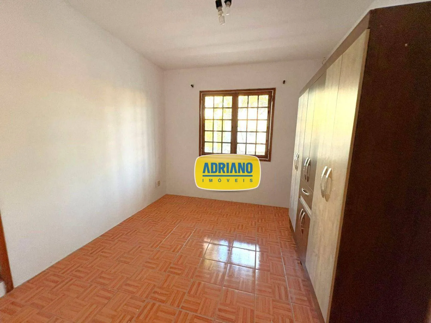 House with 5 bedrooms and 4 parking spaces, 400 m² — photo 23