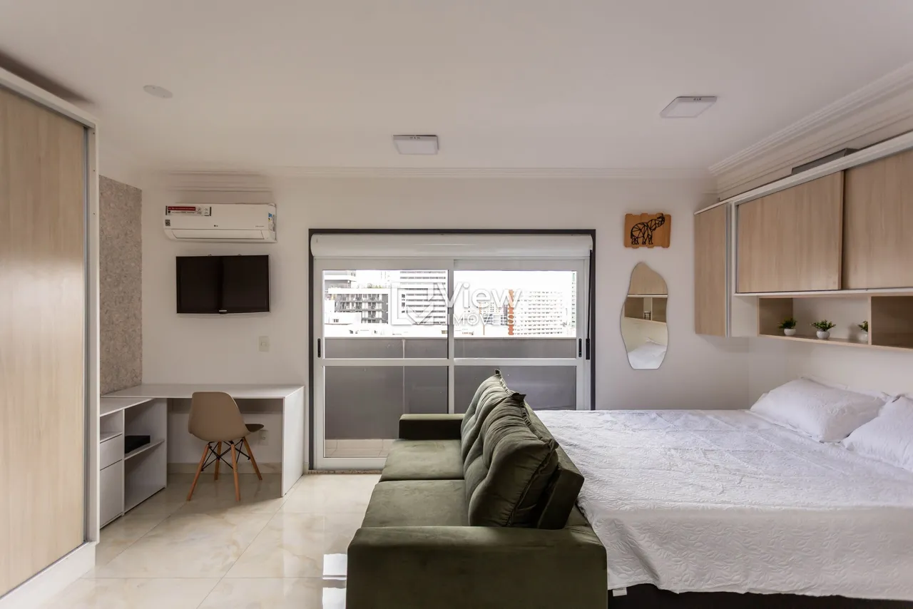 Furnished 36 m² studio with balcony and 1 en-suite bathroom — photo 4