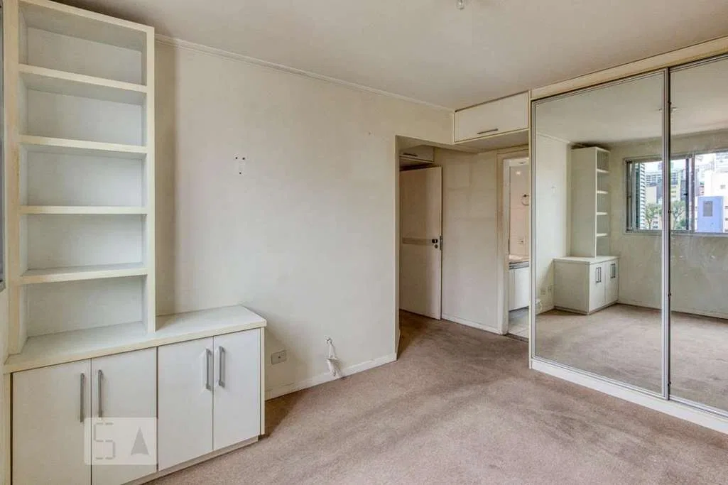Home office in a 3-bedroom apartment, 170 m² — photo 16