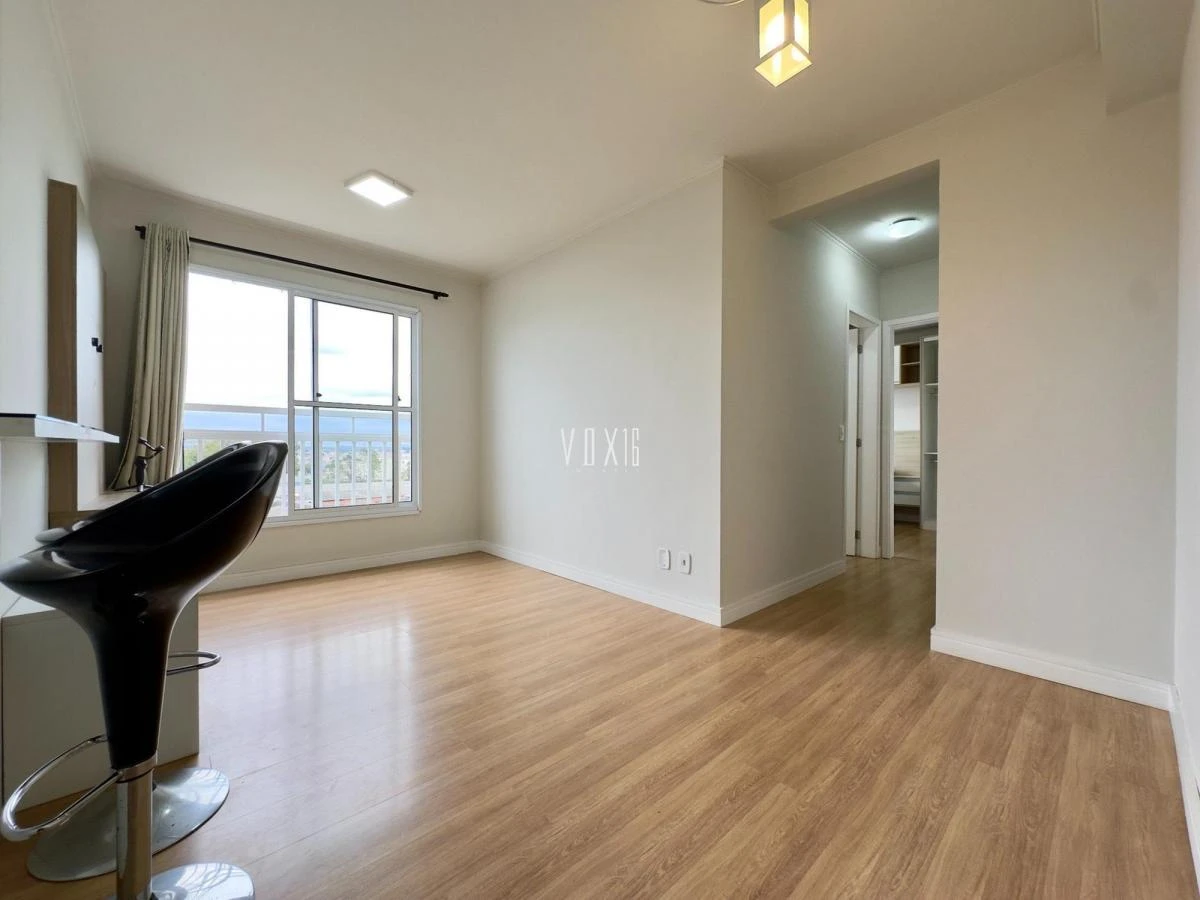 Пральна машина та 2 спальні: квартира 44 м² — photo 3