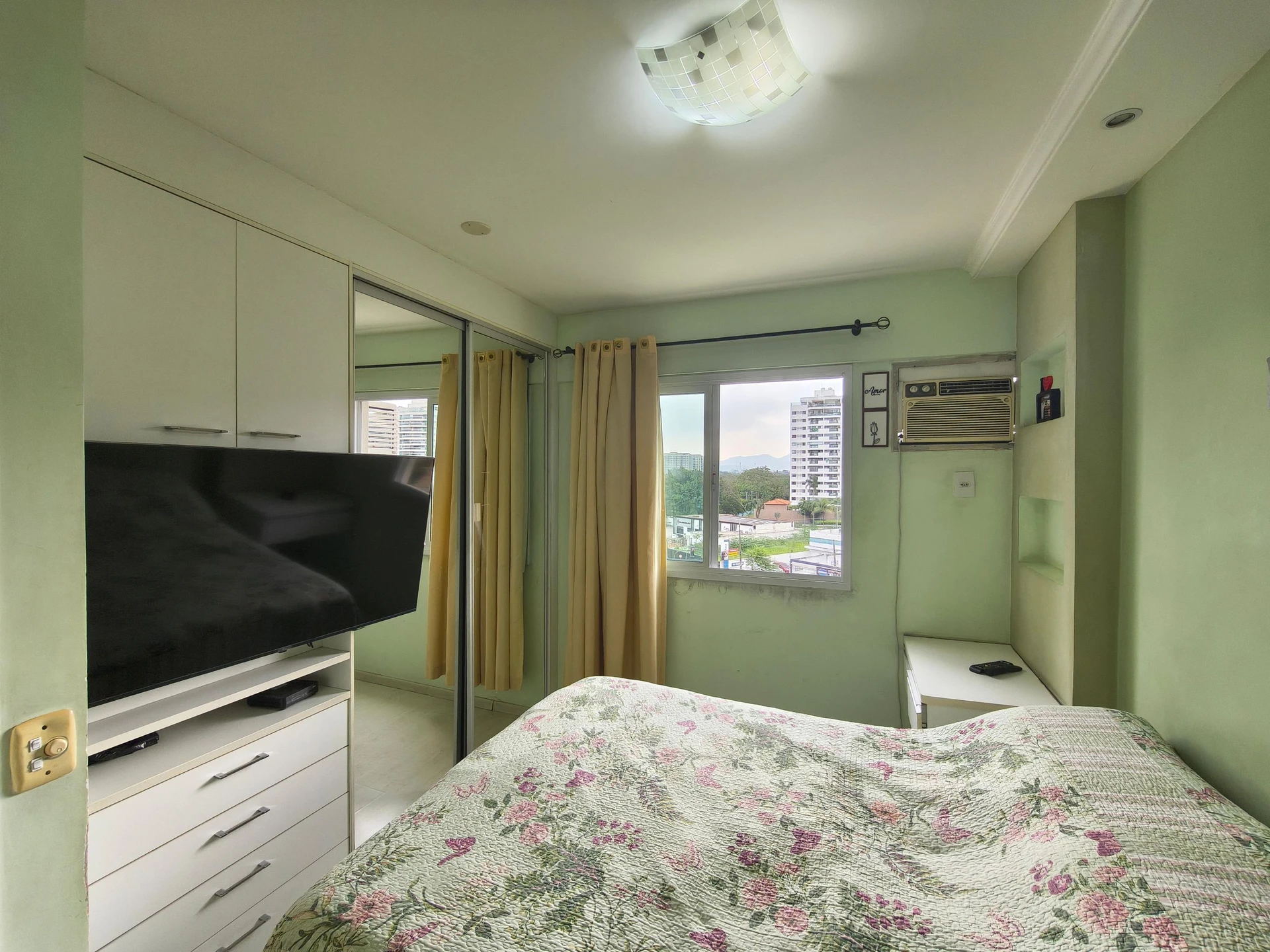 Unfurnished 3-bedroom apartment with balcony and 2 parking — photo 13