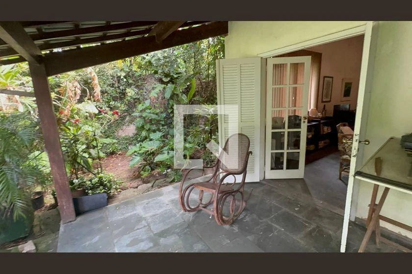 Casa para aluguel com 2 quartos e 1506 m² — photo 5