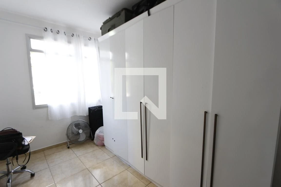 Apartamento mobiliado de 2 quartos em condomínio com piscina — photo 25