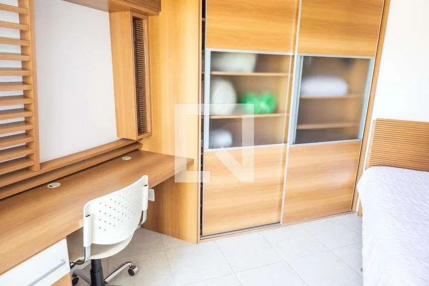 Орендна квартира з 3 спальнями та 304 м² — photo 23