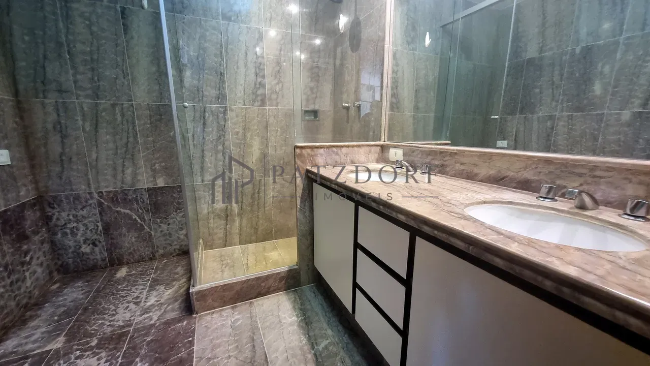 Apartamento 270 m² com 4 quartos e cozinha fechada — photo 20