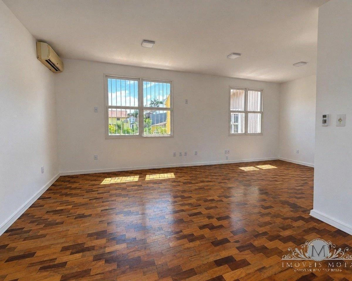 Casa de 273 m² con balcón gourmet y espacio de home office — photo 18