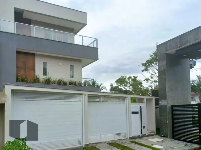 House with 4 bedrooms and 5 bathrooms, 2 parking spaces — photo 5