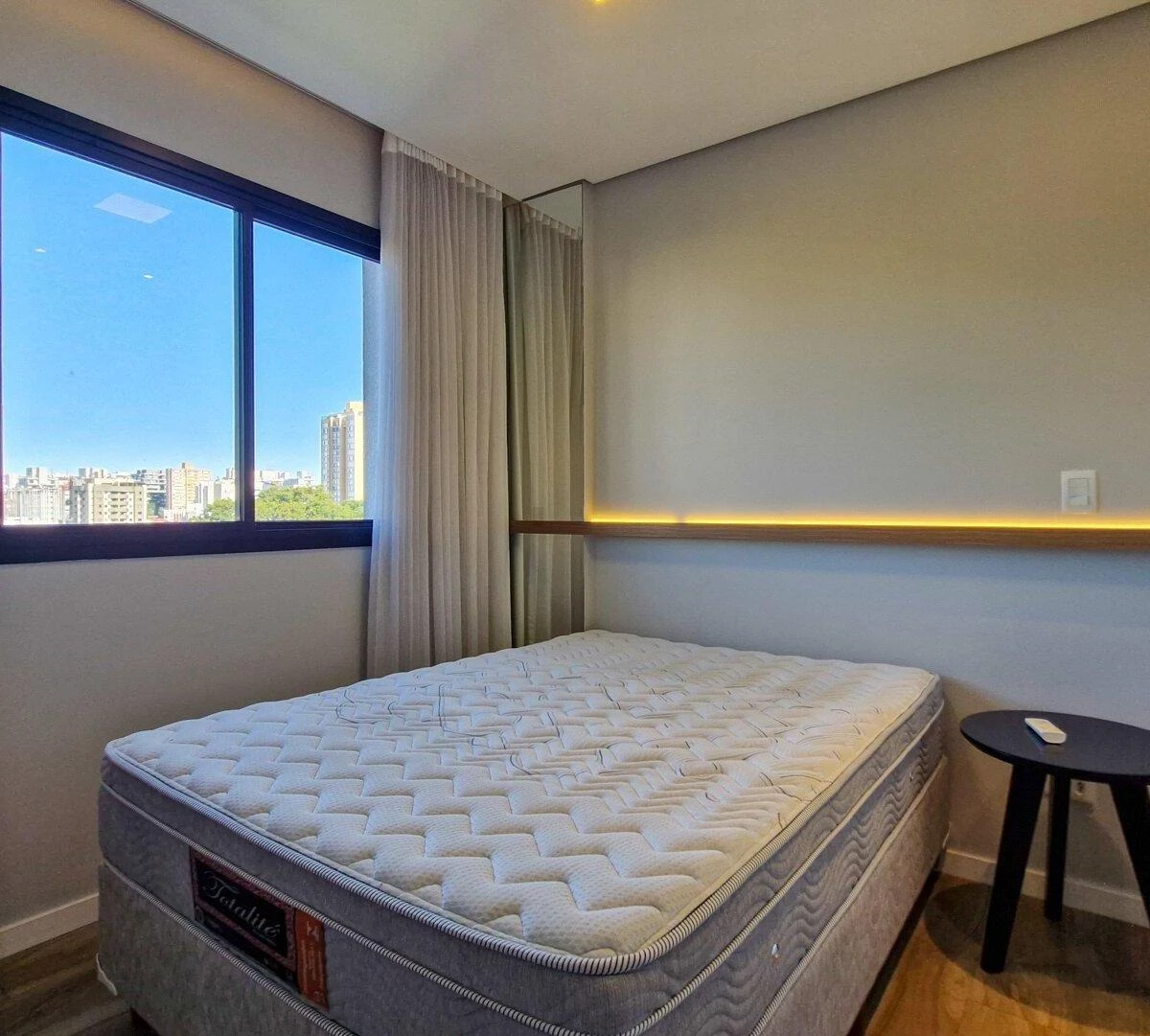 Furnished 26 m² apartment with 1 bedroom and ensuite — photo 3