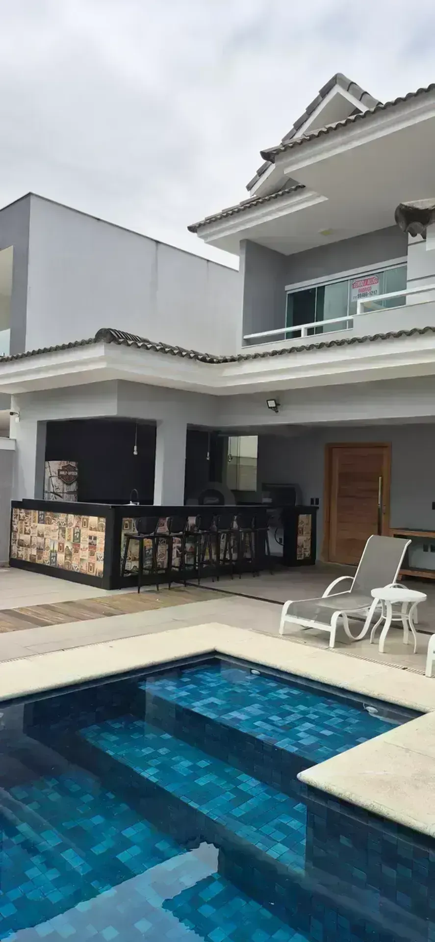 Furnished triplex house with 4 bedrooms and 5 baths — photo 3