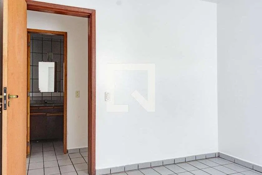 Apartment, 83 m², with a grill on the balcony — photo 23