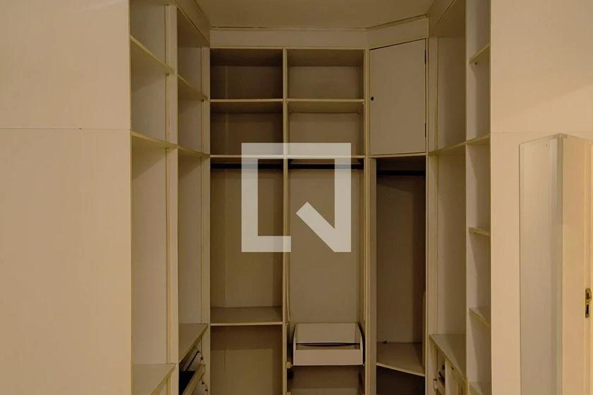 House with 6 en-suites and 8 bathrooms, 650 m² — photo 2