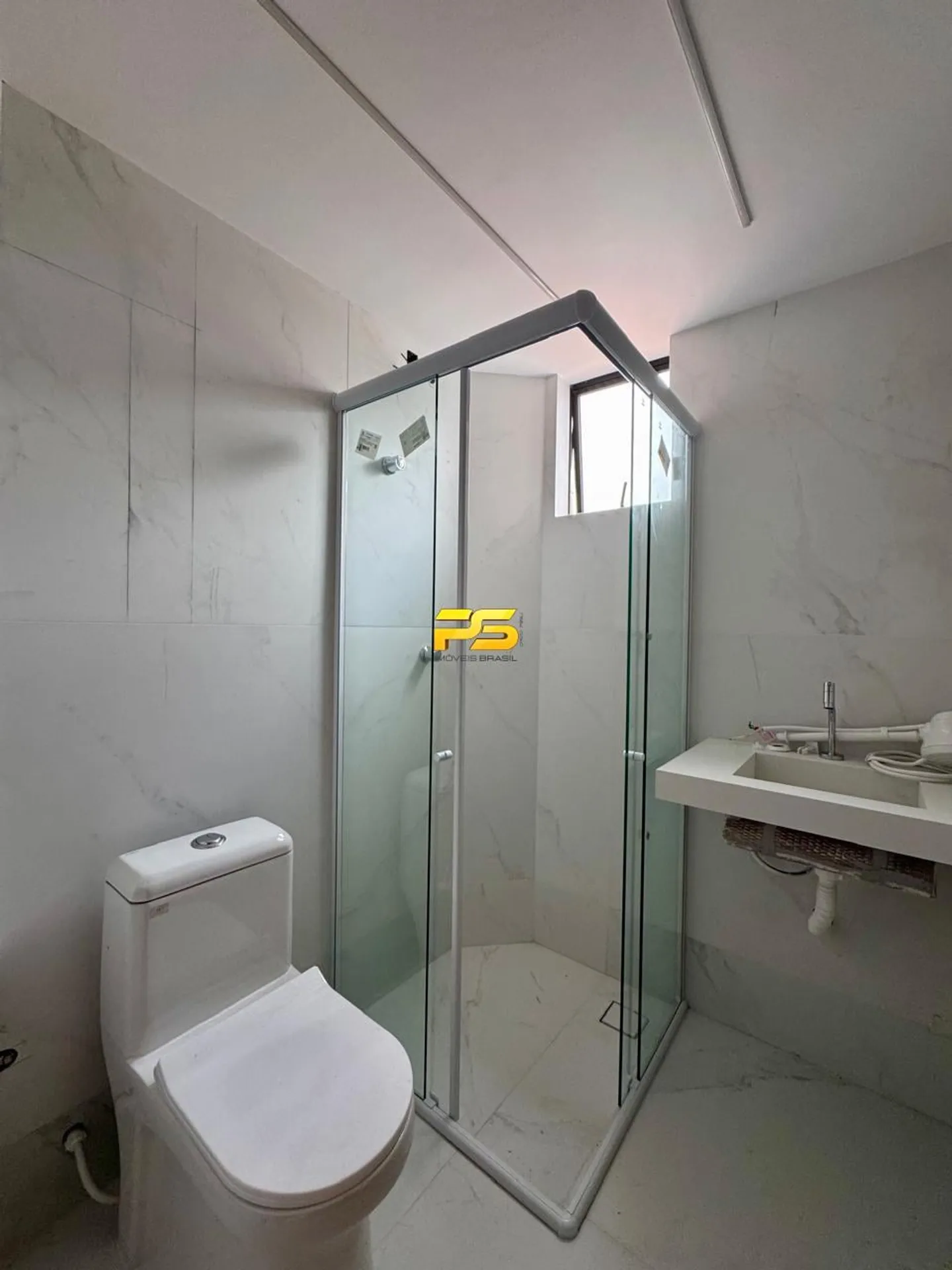 99 m² apartment with 3 bedrooms and 1 en-suite — photo 12